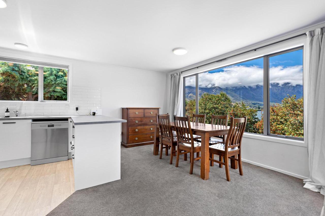 Lovely Marina Views And Sunny Balcony Queenstown Ngoại thất bức ảnh
